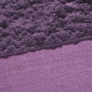 Colorona&#174; Purple masstone, violet, 10-60&#160;&#956;m particle size distribution