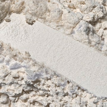 Candurin&#174; Silver Sheen masstone, silver, 5-25&#160;&#956;m particle size distribution